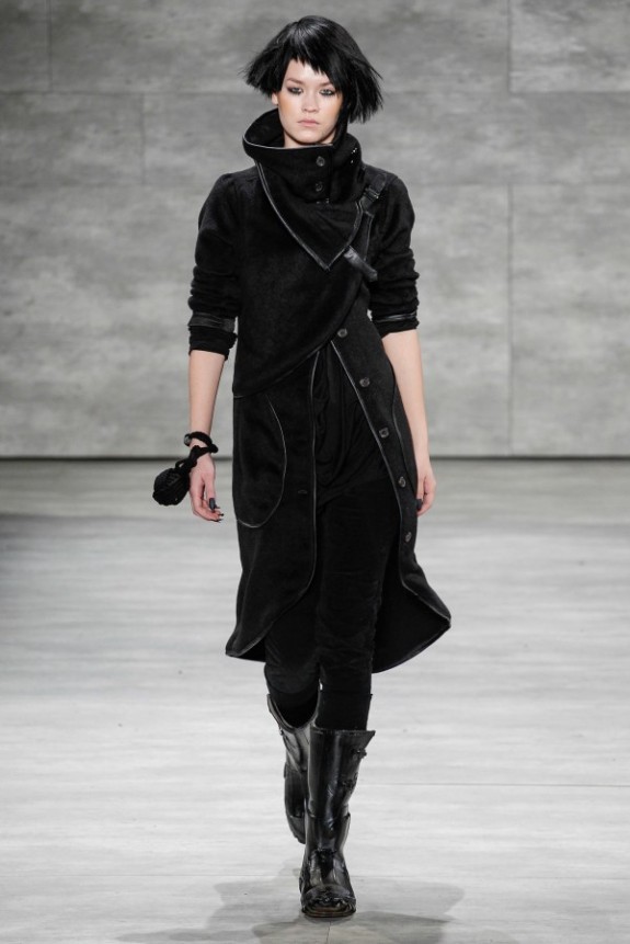 Nicholas-K-Fall-Winter-2014-2015-10-600x899
