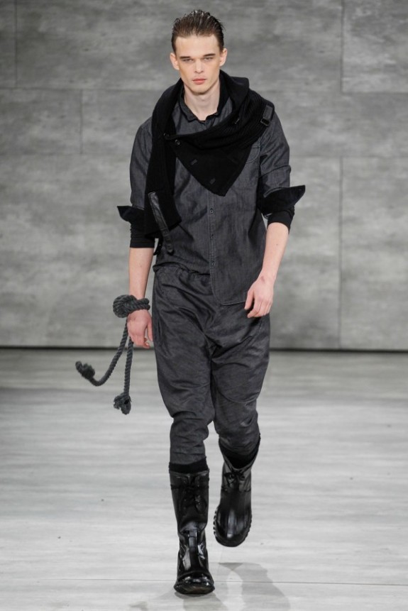 Nicholas-K-Fall-Winter-2014-2015-15-600x899