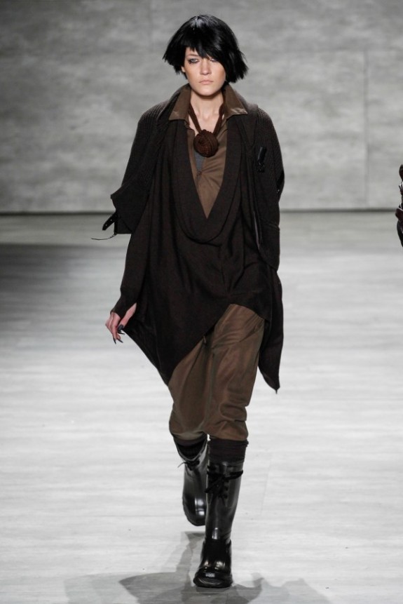 Nicholas-K-Fall-Winter-2014-2015-8-600x899