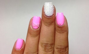 Pink-pearl-nails