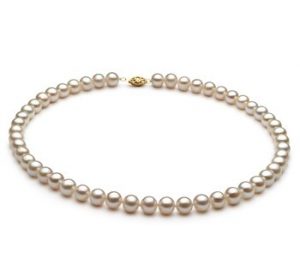 pearl necklace for young ladies