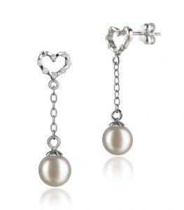 love pearl earring set