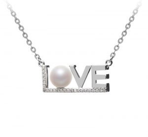 love pearl necklace gift