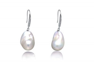 large pearl earrings