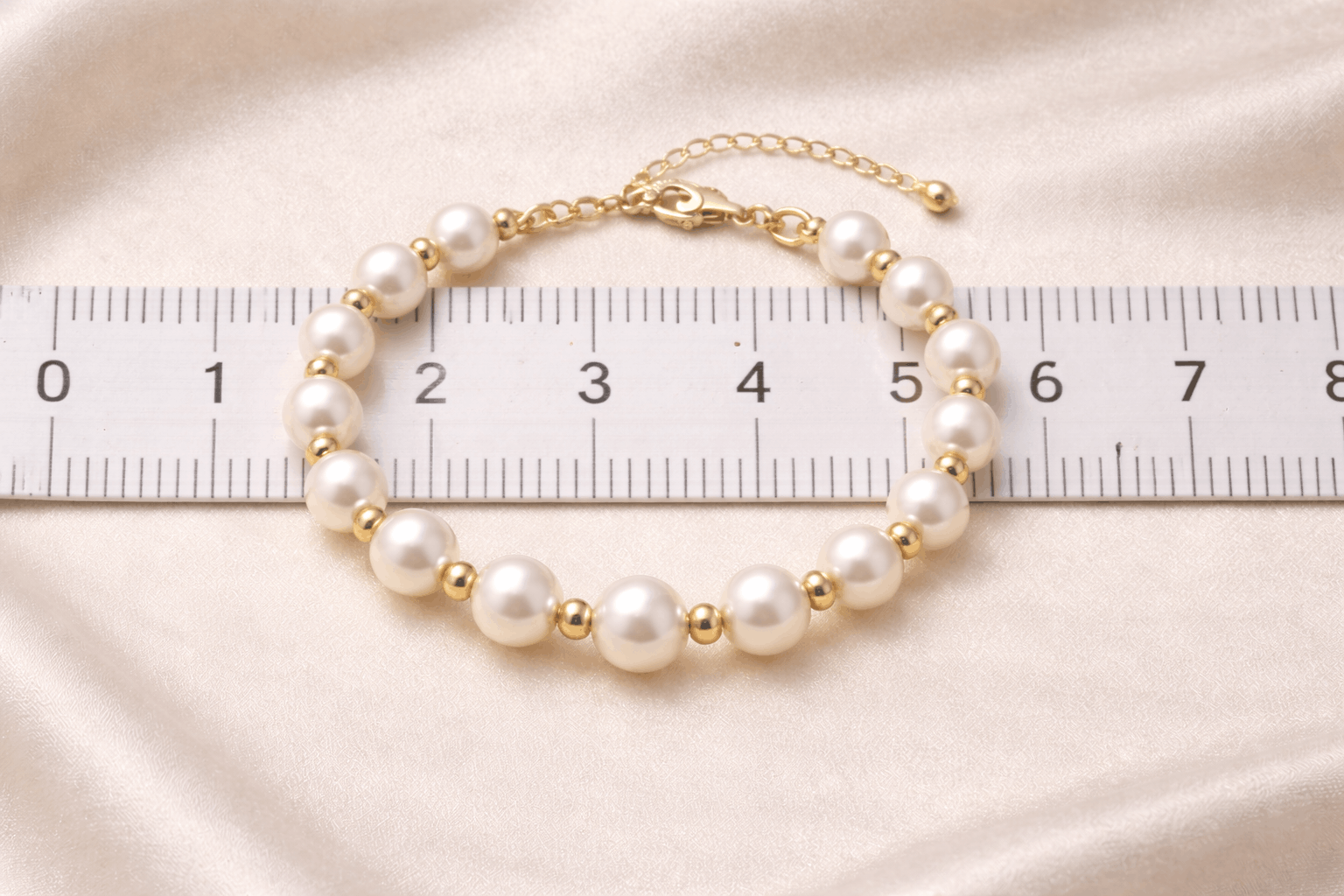 pearlsonly-blog-106-image-8-pearl - Sizing Gold Pearl Bracelets Correctly - Pearls Jewelry - pearlsonly