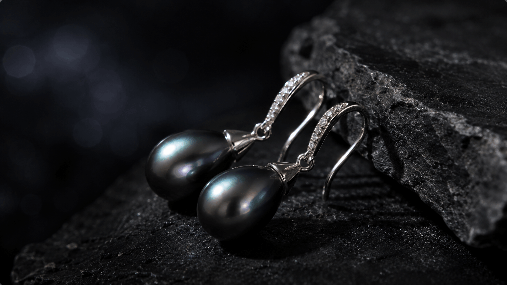 04. Drop and Teardrop Pearls — The Most Dramatic Shape