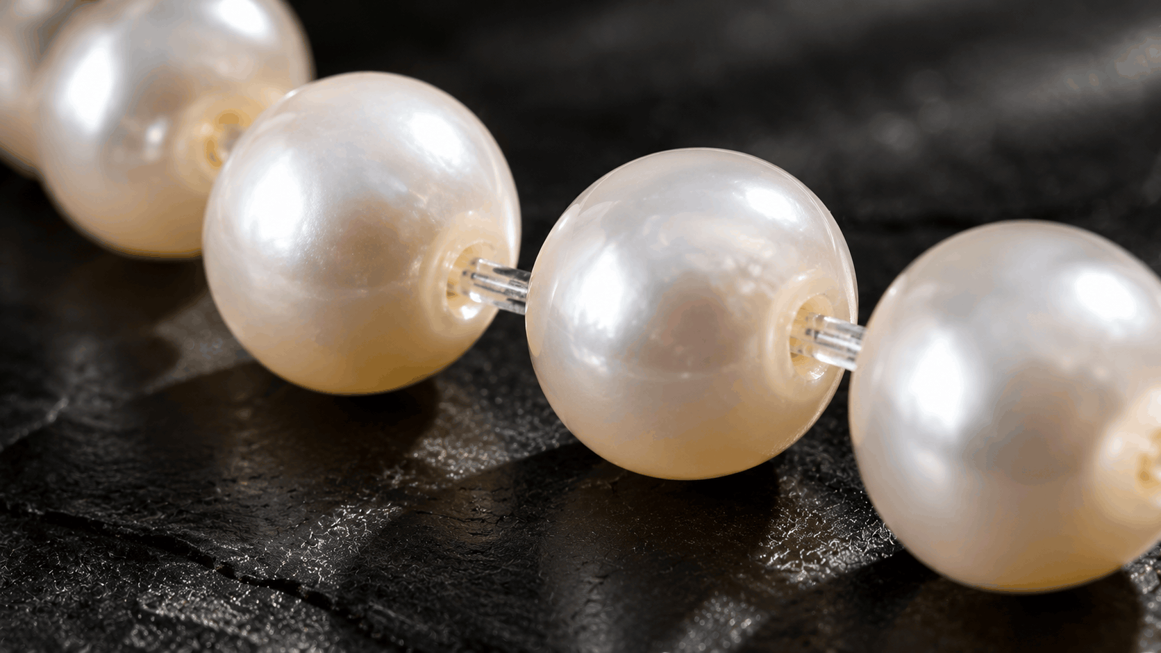 01. What a Pearl Stretch Bracelet Actually Is