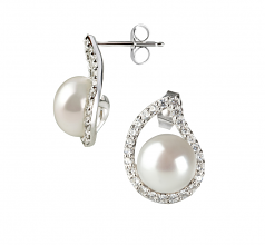 9-10mm AA Quality Freshwater Cultured Pearl Earring Pair in Isabella White