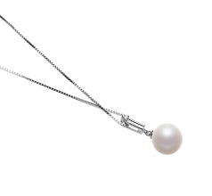 10-11mm AAAA Quality Freshwater Cultured Pearl Pendant in Aoife White