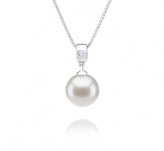 9-10mm AAAA Quality Freshwater Cultured Pearl Pendant in Nicole White