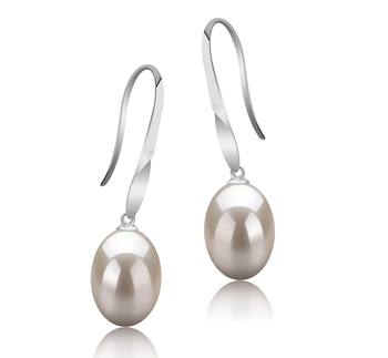 9-10mm AAA Quality Freshwater Cultured Pearl Earring Pair in Bernice White 9-10mm AAA Quality Freshwater Cultured Pearl Earring Pair in Bernice White