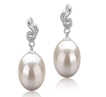 9-10mm AAA Quality Freshwater Cultured Pearl Earring Pair in Deborah White 9-10mm AAA Quality Freshwater Cultured Pearl Earring Pair in Deborah White