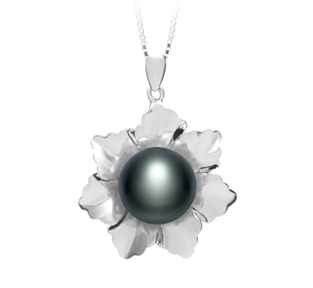 11.5-12mm AA Quality Freshwater Cultured Pearl Pendant in Zoe Black 11.5-12mm AA Quality Freshwater Cultured Pearl Pendant in Zoe Black