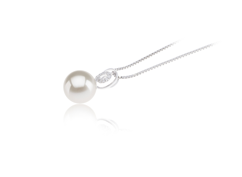 9-10mm AAAA Quality Freshwater Cultured Pearl Pendant in Kimberly White - #3